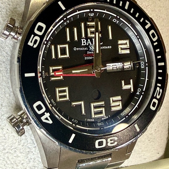 Ball Roadmaster Vanguard Black Dial & Bezel Automatic Day/ Date Watch - Picture 3 of 8